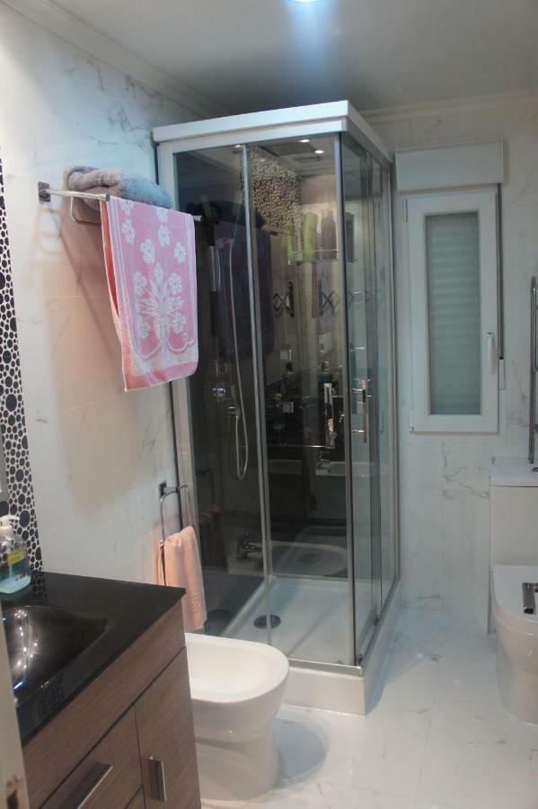 Apartamento La Paz de Versalles Aviles Luaran gambar